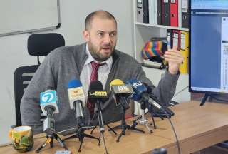 Juan Esteban Guarderas denuncia presunto fraude electoral en beneficio de Luisa Gonz&aacute;lez