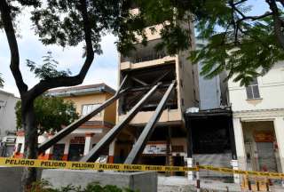Guayaquil: Desde hoy se inicia el derribo del edificio Fantas&iacute;a