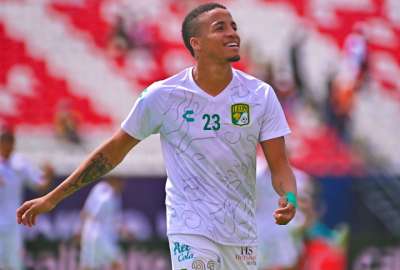 El lateral derecho disput&oacute; su primer partido en la Liga mexicana. 