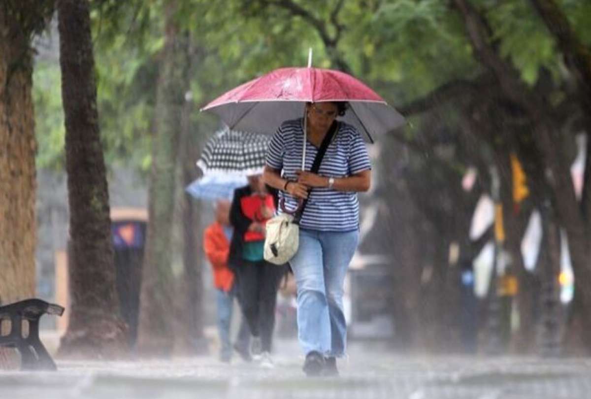 Lluvias de moderada y alta intensidad se asentarán en la Costa y en la cordillera occidental. 