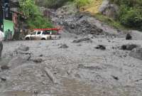 Graves inundaciones en Amaluza, tras desbordamiento de quebradas.