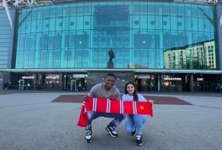 Antonio Valencia ya est&aacute; en Manchester para el duelo ben&eacute;fico de estrellas
