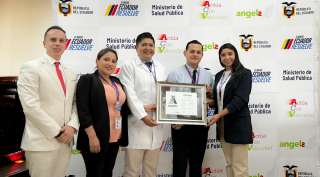 Hospital de Latacunga recibe reconocimiento por tratamiento de accidentes cerebrovasculares