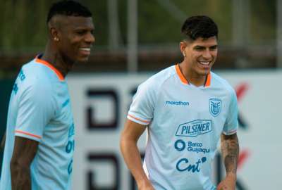 Piero Hincapi&eacute; ser&aacute; titular ante Venezuela