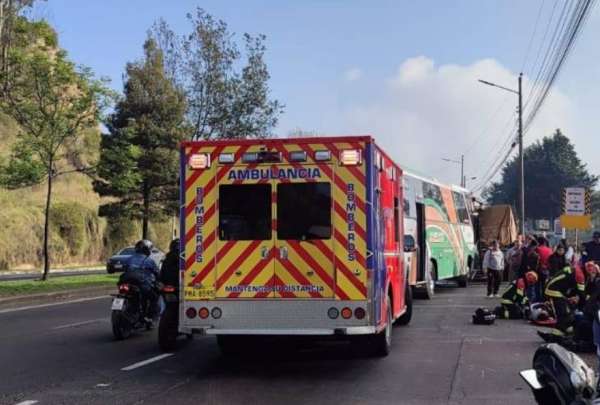  La AMT cerr&oacute; el carril derecho de la avenida Sim&oacute;n Bol&iacute;var, sector Forestal.
