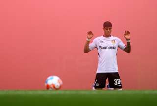 Piero Hincapi&eacute; clasific&oacute; con el Bayer Leverkusen a la Champions League