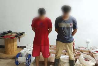 Explosivos y armas incautadas en El Oro, tras operativo contra miner&iacute;a ilegal