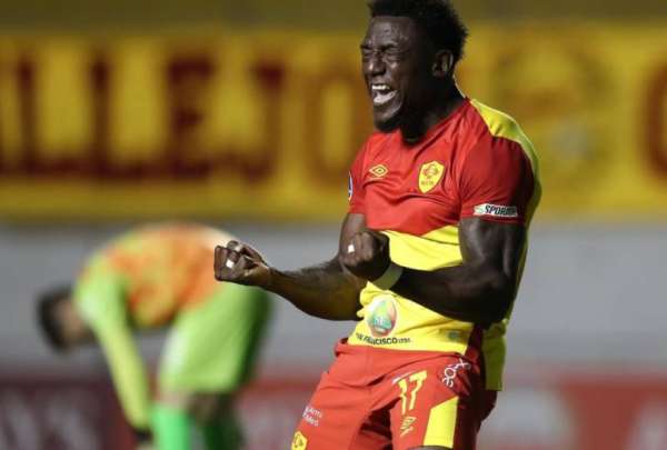 Cumbay&aacute; reclamar&aacute; los puntos contra Aucas por la inclusi&oacute;n de Roberto Ord&oacute;&ntilde;ez
