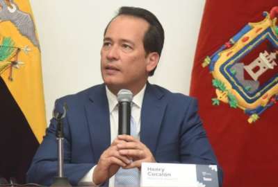 Henry Cucal&oacute;n se refiri&oacute; a la reforma laboral que estaba contemplada por el Gobierno