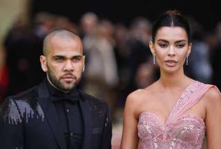 Joana Sanz, esposa de Dani Alves, le pidi&oacute; el divorcio