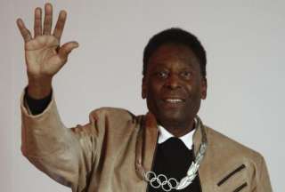M&eacute;dicos aseguraron que el estado de salud de Pel&eacute; muestra "mejora progresiva"