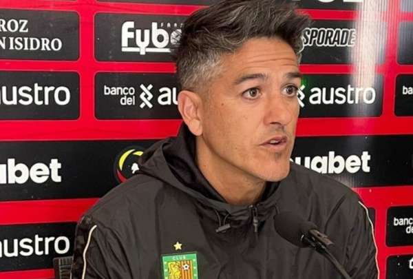 Norberto Araujo advirti&oacute; a Liga de Quito
