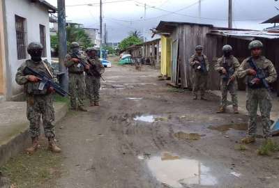Militares y polic&iacute;as custodian este cant&oacute;n fronterizo. 