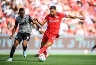 Carlos Gruezo se llev&oacute; el duelo de ecuatorianos en la Bundesliga