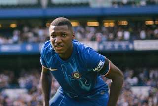 Chelsea: A madrugar para ver al 'Niño Moi'