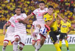 Barcelona empat&oacute; con Lan&uacute;s y se complic&oacute; en su aspiraci&oacute;n de avanzar en la Copa Sudamericana