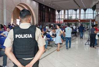 Realizan operativos contra agencias que otorgaban turnos para c&eacute;dula y pasaporte
