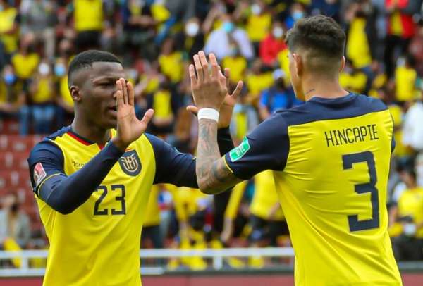 Piero Hincapi&eacute;, Byron Castillo y Mois&eacute;s Caicedo hacen broma sobre Gonzalo Plata