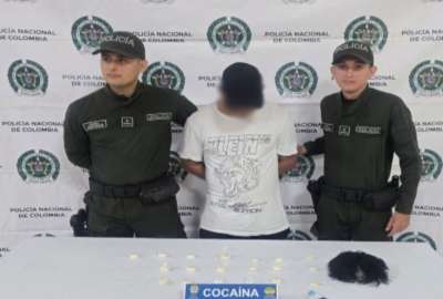 Un hombre de 40 a&ntilde;os fue detenido por llevar droga oculta dentro de su peluca. 