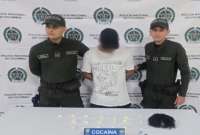 Un hombre de 40 a&ntilde;os fue detenido por llevar droga oculta dentro de su peluca. 