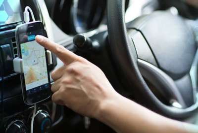 Empresas ecuatorianas tambi&eacute;n emprendieron con aplicaciones m&oacute;viles que ofrecen servicio de taxi. 