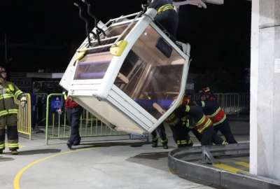 Un contingente de 60 personas atendieron la emergencia en el Telef&eacute;rico 