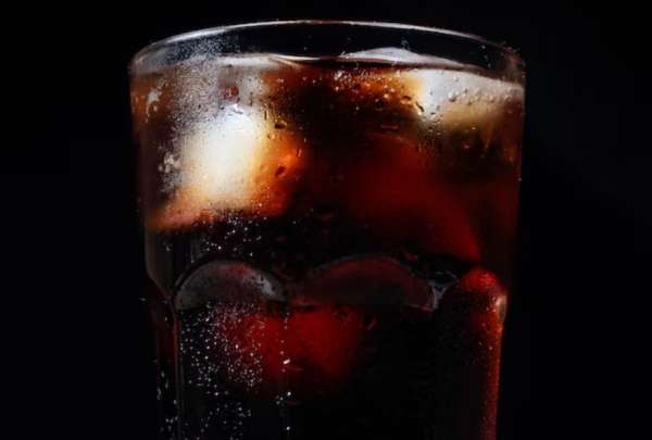 Un ingrediente de los refrescos de cola podr&iacute;a causar c&aacute;ncer