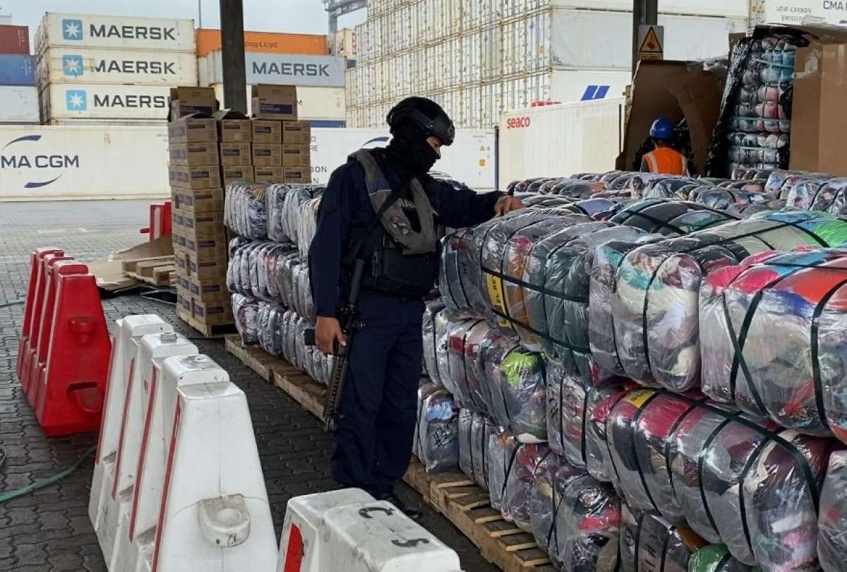 SENAE incauta mercancía prohibida en Guayaquil y evidencia presunto fraude al comercio formal