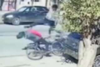 Argentina: Detienen a un ladr&oacute;n de bicicletas de una patada voladora