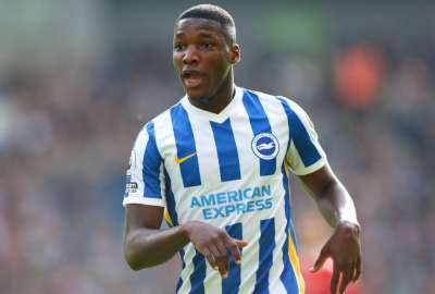 Mois&eacute;s Caicedo es titular en el Brighton y Hove Albion