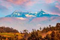 Conozca las razones del cierre del paso al volc&aacute;n El Altar.