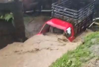 En Flavio Alfaro y Chone se registran inundaciones y deslizamiento de tierra