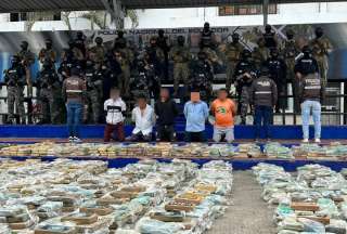 Bloque de Seguridad incaut&oacute; tres toneladas de droga en Chong&oacute;n