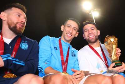 La Selecci&oacute;n Argentina se pase&oacute; por las calles de Buenos Aires con la Copa del Mundo