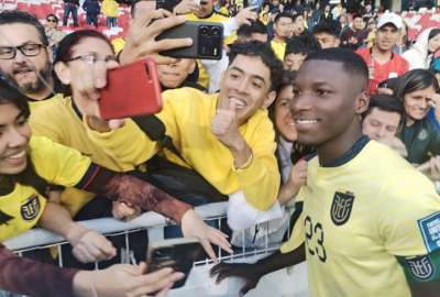 Mois&eacute;s Caicedo agradeci&oacute; a los hinchas que asistieron al estadio Rodrigo Paz Delgado. 