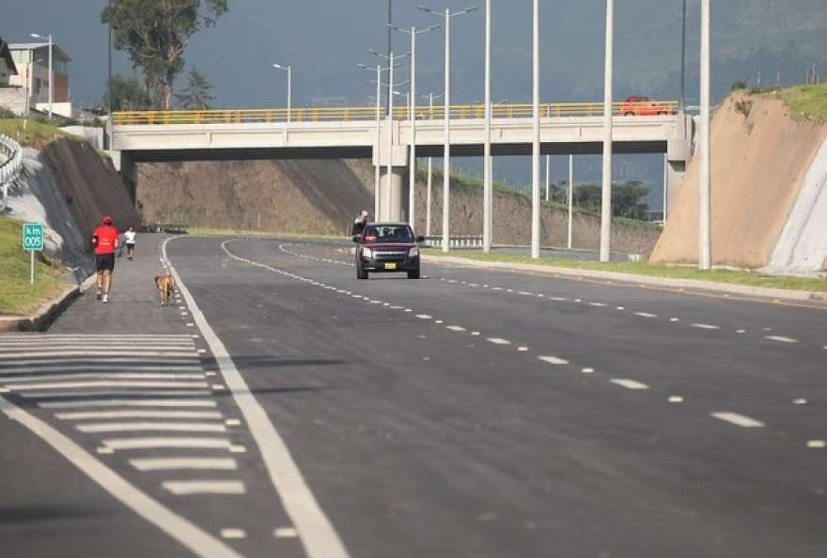 Alcalde de Quito Pabel Muñoz negó que se busque poner un peaje en la Ruta Viva