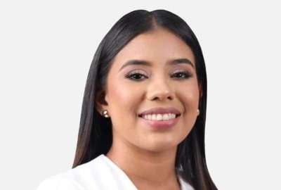 La Burgomaestre fue asesinada el 24 de marzo de 2024 en el interior de un veh&iacute;culo junto a Jairo Loor, quien se desempe&ntilde;aba como director de Comunicaci&oacute;n del Municipio de San Vicente.