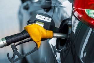 Nueva reducci&oacute;n en el precio de la gasolina extra y ecopa&iacute;s