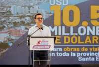 El presidente Daniel Noboa entregó los recursos para mejorar la vialidad en la provincia.