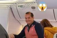 Una empleada se escap&oacute; de su trabajo parar irse de viaje y en el aeropuerto se encontr&oacute; con su jefe