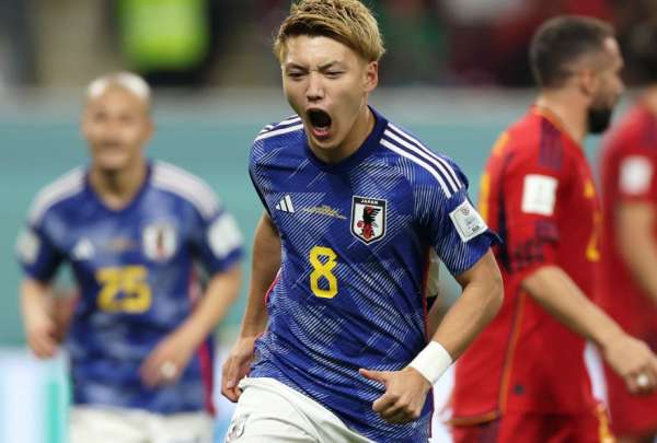 Ritsu Doan festeja el gol japon&eacute;s en el triunfo sobre Espa&ntilde;a.