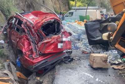 Quito: Un cami&oacute;n perdi&oacute; frenos e impact&oacute; a cinco veh&iacute;culos livianos