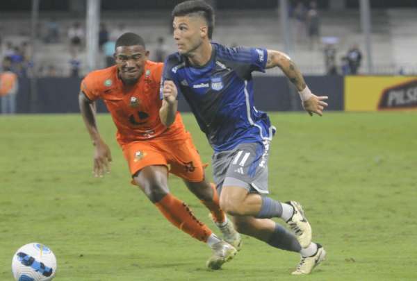 Emelec empat&oacute; sin goles con Libertad en su &uacute;ltimo duelo de la primera fase en el Capwell.