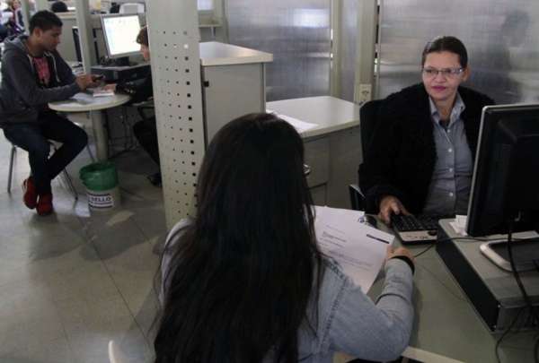Funcionarios que brinden atenci&oacute;n al usuario retornar&aacute;n a sus puestos 