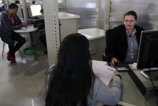 Funcionarios que brinden atenci&oacute;n al usuario retornar&aacute;n a sus puestos