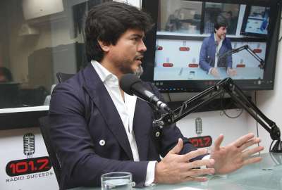De La Gasca se&ntilde;ala ataques y campa&ntilde;a sucia de la RC5 contra el Gobierno Nacional
