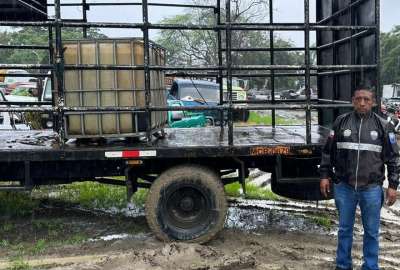 En otros operativos se decomis&oacute; combustible y dinero.