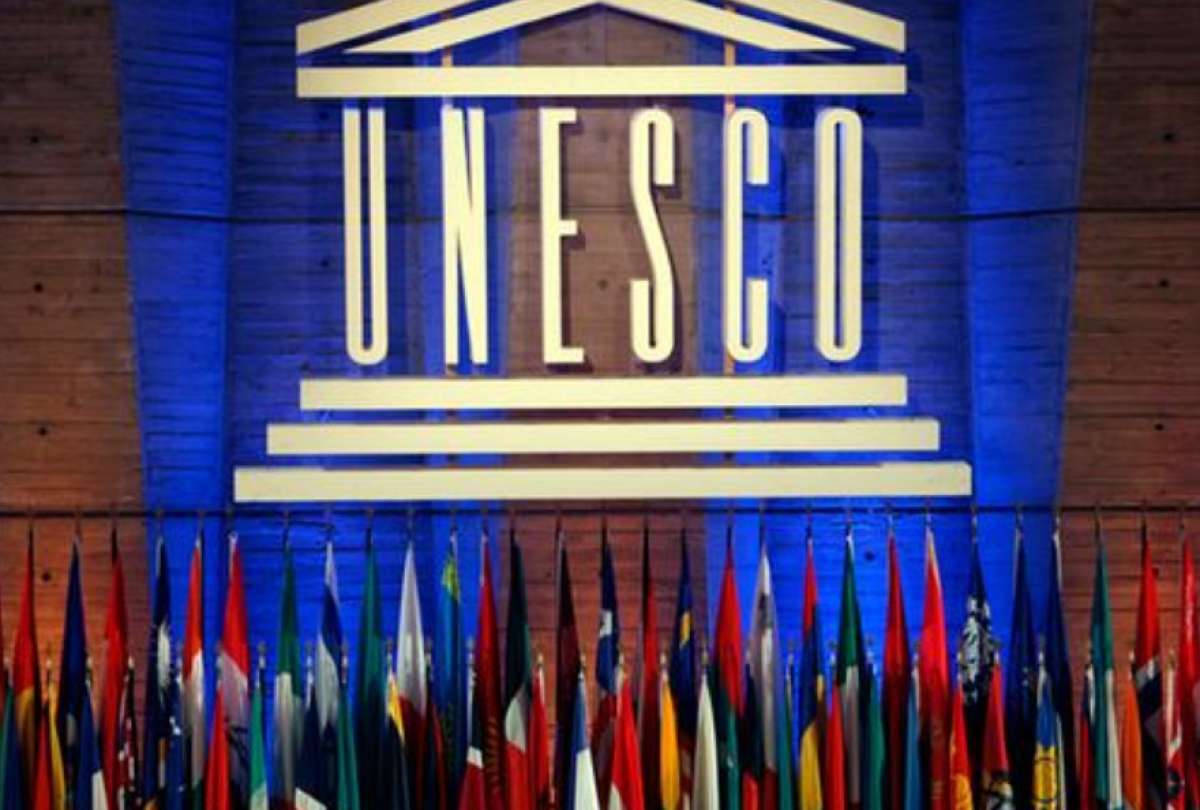  EE. UU. Anuncia su retiro de la UNESCO.