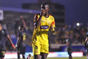 Allen Obando no ser&aacute; considerado para la recta final del semestre