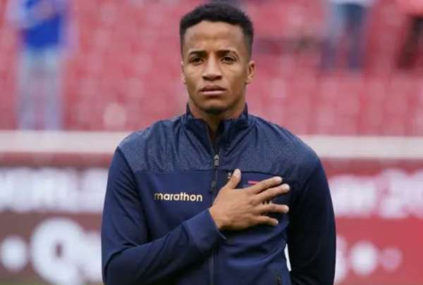 Prensa mexicana admite que cometi&oacute; un error en su publicaci&oacute;n sobre Byron Castillo